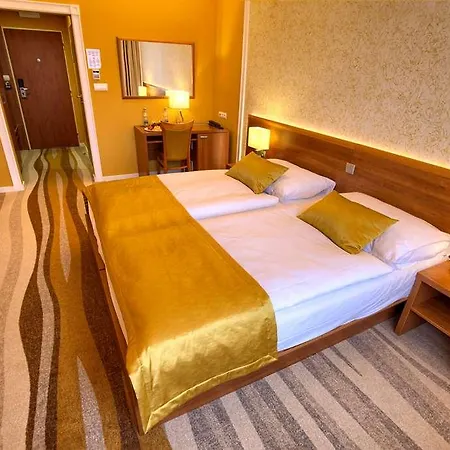 Hotel Avanti