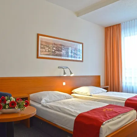 Hotel Avanti 4*