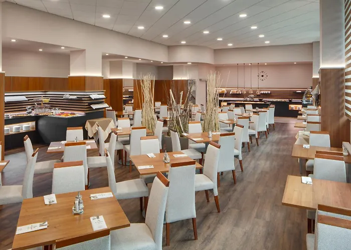 Avanti Hotel 4*