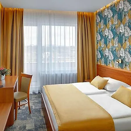 Hotel Avanti 4*