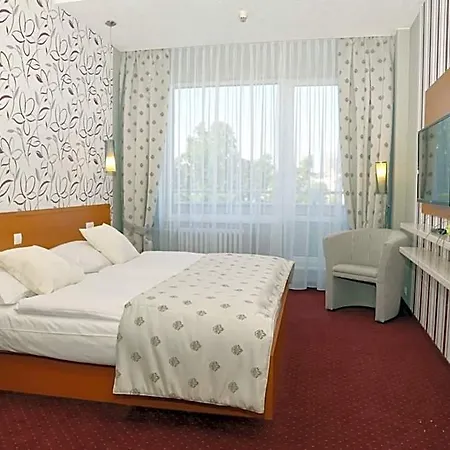 Avanti Hotel 4*