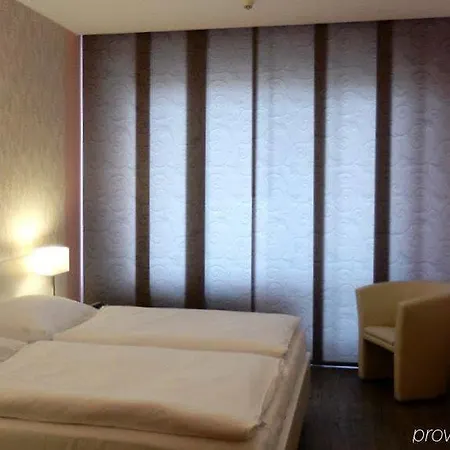 Hotel Avanti 4*