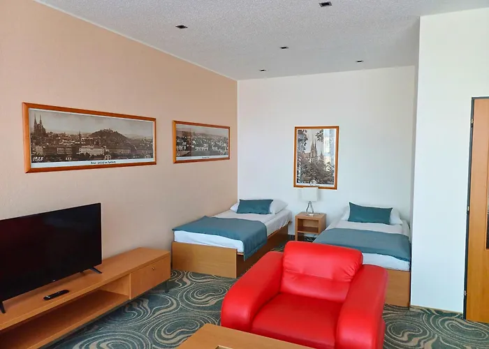Hotel Avanti 4*