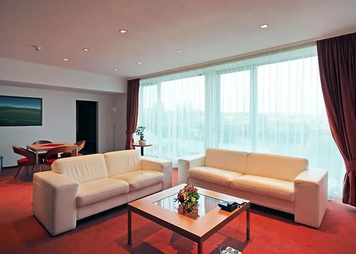 Hotel Avanti
