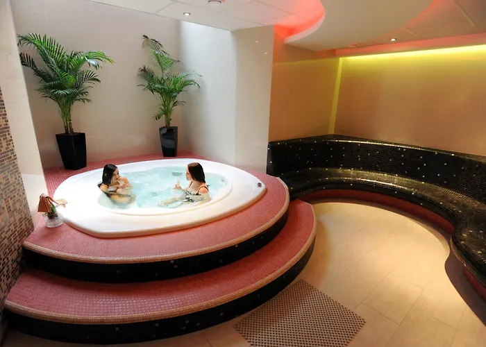 Hotel Avanti 4*